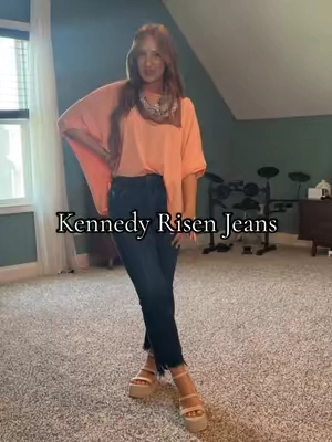 These dark wash Kennedy jeans were my ride or dies at 115 lbs and they’re still my ride or dies in my 130 lb era. Wearing my usual size 24@Wild Oak Boutique #jeans #denim #fallfashion #styleinspo #momfashion