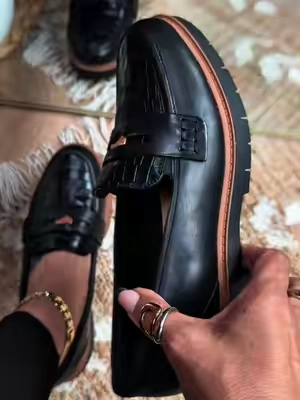 Replying to @alex.ham.zam @QVC, Inc dropped the cutest Clarks leather loafers #clarks #loafers #loafer #shoesforwomen 
