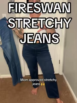 Leggings or jeans?  #fireswan #stretchyjeans #momjeans #jeans #momfashion 