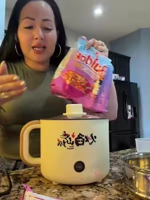 Recipiente olla con las sopas incluidas #paratiiiiiiiiiiiiiiiiiiiiiiiiiiiiiiiiii #tiktokshop #fypシ 