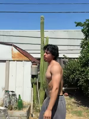 I need my chest and back to be this clean.
