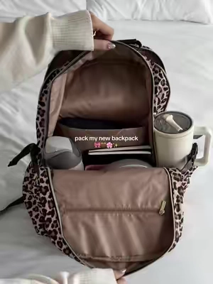 The perfect school, work & travel bag 😍 Fits so much!! #lovevook #tiktokshopmothersday #backpack #backtoschool #packmybag 