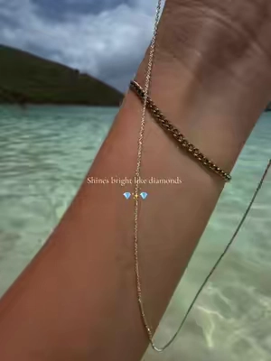 925 Italian Sterling Silver dainty criss cross chain necklace #daintyjewelry #sterlingsilver #925silver #silvernecklace 