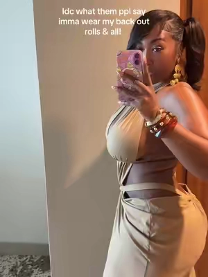 You can size down ‼️tall girl friendly I’m 5’9 wearing medium #vacationdress #summerdresses #maxidress 