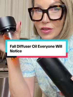 Fall diffuser oil should make people walk in and immediately ask what smells so good. R&W Co. Pumpkin Spice gives the room that warm, sweet, spiced fragrance that feels like fall baking without actually baking anything. #FallScent #PumpkinHome #RWCoDiffuser