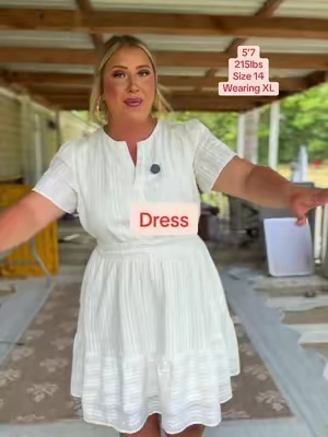 The most flattering dress!! 