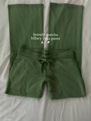 the prettiest green 🪷🪽 #johngalt #pacsun #yogapants #matchagreen #whimsy 2000s pilates princess yoga gym outfit inspo ideas 2000s 