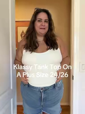 One thing about me is if it’s over 80 degrees I’m automatically wearing @Klassy Network ✨ As a plus size 24/26 I’m wearing size 3x 🏷️ #klassy #klassynetwork #plussizefashion #sizeinclusive #plussize 