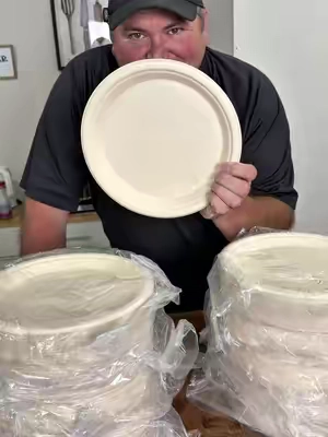 Hosting a big event or stocking your business? 🍽️ Karat Earth Bagasse Round Plates come in bulk packs of 500–1,000 with 6”, 7”, 9” and 10” options. Made from bagasse plant fiber with a natural look and PFAS-free design, they’re a convenient compostable alternative for parties, catering, restaurants, cookouts, weddings, and events.  #disposableplates #partyessentials #cateringsupplies #tiktokshopcreatorpicks #creatorsearchinsights 