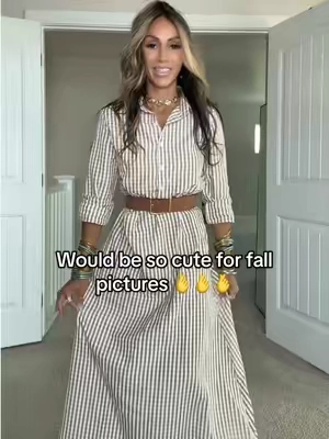 Oh how cute is this gingham print maxi dress? 😍😍 it’s so cute I wish it fit a bit better. We need an XS it’s so adorable. ☺️ 