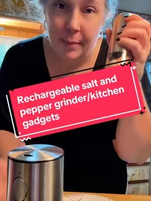 Replying to @GiGi  G #SaltAndPepperGrinder #Grinder #KitchenEssentials #KitchenGadgets 