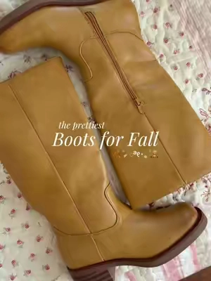 so comfy & affordable 🧸🍂 #dreampairs #fallboots #fallfashion #chic #outfitinspo dream pairs affordable tall yellow boots fall pumpkin patch aesthetic chic 2000s