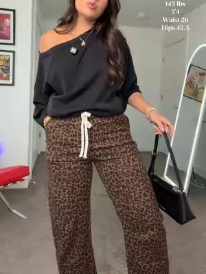 Such perfect fall jeans with a drawstring #tiktokshopcreatorpicks #fallfashion #fallpants #curvygirljeans 