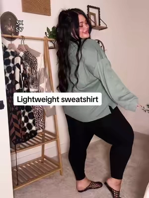 A lightweight sweatshirt that isn’t fleece lined ✨🎀 #plussizefashion #TikTokshopbacktoschool #curvyfashion #backtoschoolshopping #leggingsoutfit  @Eytino 
