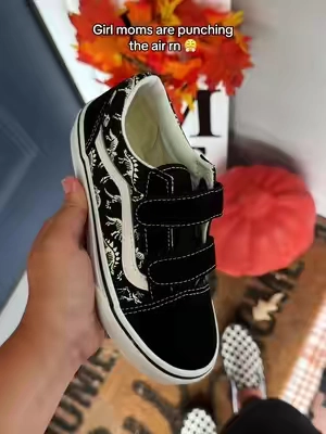Just imagine their face when they see these 🥺 #boymom #vans #velcroshoes 