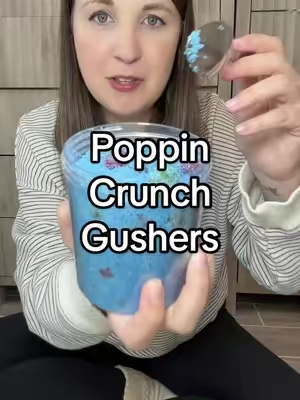 Poppin crunch cotton candy coated gushers 🤩 #poppincrunchgushers #cottoncandycoatedgushers #cottoncandygushers #gushers 