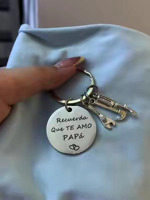 Mi papá dijo que no quería nada para su cumpleaños... pero luego lo vi llorando por esto.#giftsfordad#regaloparapapa #giftsforhim#DadsOfTikTok#FatherFigureGiftldeas