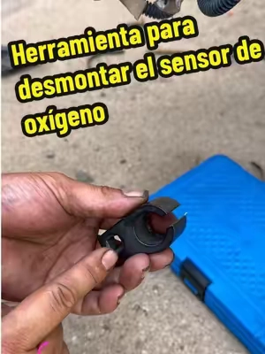 ¿Cuántas personas han intentado trabajar con sensores de oxígeno residual sin utilizar las herramientas adecuadas?#CarDIY #tools #autotools #bluecollar #savemoney 