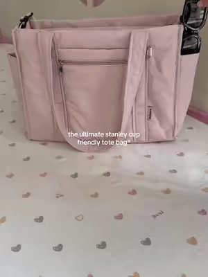 Finally a tote bag fits my 40 oz tumbler inside!✨💅 it even have crossbody strap! #collegebag #workbag #schoolbag #TikTokshopbacktoschool #totebag 