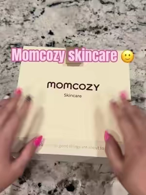 A little throwback to my pregnancy skincare routine 🤍✨ @Momcozy was part of keeping my growing belly moisturized and cared for during those final weeks. Now watching this back with baby girl here makes it even sweeter 🥹 #Momcozy #StretchMarks #PregnancySkincare #PeptideSkincare #momlife 