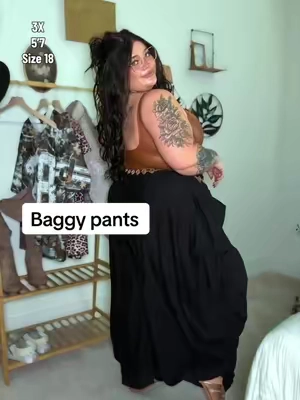 OBSESSED . ✨🖤✨ #plussizefashion #curvyfashion #vacationoutfits #plussizeootd #TikTokshopbacktoschool 