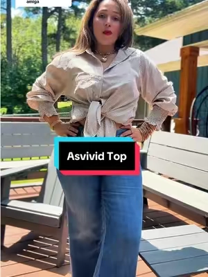 Replying to @Jeanneth Contreras La camisa que hace que un outfit sencillo se vea arreglado sin esforzarte. 💙✨ Me encanta el fit relajado, las mangas y ese estilo clásico de rayas que combina con TODO. #StripedShirt #CasualChic #EffortlessStyle #OOTD #TikTokshopbacktoschool 