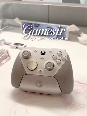 this controller from @GameSir is so perfect!! it feels so premium and has made me switch from keyboard to controller 🤩 — #GamingSetup #controller #xbox #pcgaming #gamer
