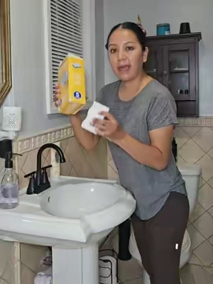 Respuesta a @caamaya03limpia casi toda mancha difícil del hogar BioRobin Melamine magic eraser sponge  #cleaning #cleaninghacks #cleaningtiktok #limpieza #housekeeping 