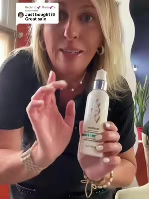 Replying to @💕 Marie💕 Color Wow coconut infused dream cocktail! Great product for dry hair#dreamcocktailcolorwow #coconutinfused #dryhairtreatment @Color Wow Hair 
