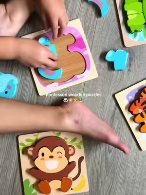 Montessori moms must have!!! The perfect chunky wooden toddler puzzles🐼🐵🐯🐸 #puzzle #puzzles #montessori #woodentoys #screenfreeplay 