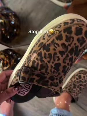 leopard is basically a neutral color now 🐆🤎 #heydude #heydudeaustinliftclogs #heydudes #TikTokshopbacktoschool #BackToSchool 