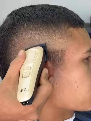 El 7 COLOMBIA 🇨🇴 Barber Tutorial STEP BY STEP 🔥 ASMR SOUNDS + Walkthrough 🗣️  #barberlife #fyp #burstfade #taperfade #tutorial 