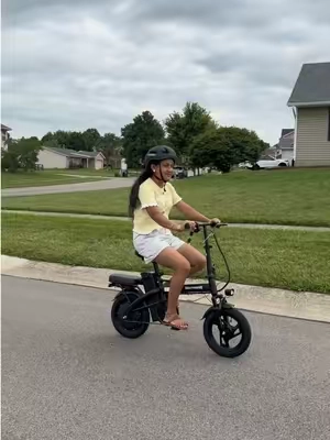 VOLTVOGUE Electric Bike 750W Peak.Compact e-bike,Foldable electric bike, electric bike,e-bike .#ebike #electricbike #bikeride #TikTokshopbacktoschool #tiktokcreatorpicks 