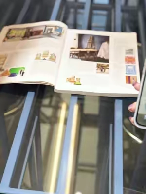 Great item for holiday snapshots！ #tiktokmademebuyit  #travel  #selfiestick  #holder  #handfree 