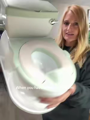 This makes potty training easier! Click the shopping link to order! #pottytrain #potty #toilettraining #toiletseat 