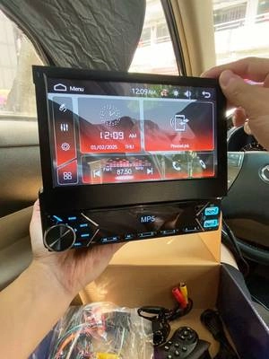 Ayuda a tu viejo compañero a cambiar el estéreo. 🚗🎶✨#stereo #carstereo #caraccessories #caraudio #dealsforyoudays