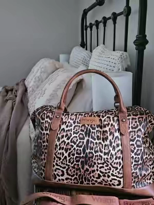 Don't wait to grab one 🤎 #Wrangler #WranglerBags #LeopardPrint #WesternStyle #TikTokShopFinds 