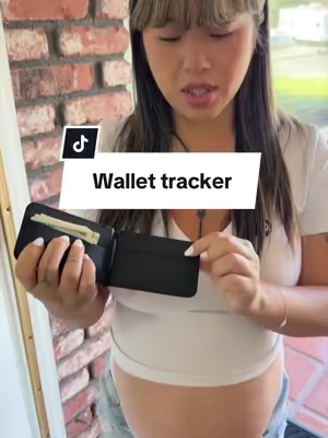 #wallettracker #menswallet #magsafewallet #giftsforhim #tiktokshopcreatorpicks 