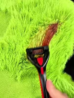 If you want a super bald puss😺 #BikinTrimmer #hygienetips #TiktokMadeMeBuyit #TikTokShopStockUp #WeeklyDeal#SummerWins #tiktokshopmemorialday #Dealsforyoudays #TikTokshopbacktoschool 