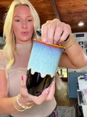 ☕️nova ceramic mug 🤎#ceramicmug #novaceramics #coffeemug #ceramiccoffeemug #coffeelovers 