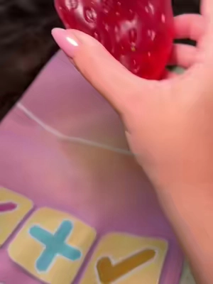 #squishytrading #figettrading #strawberrysquishy #squishyreview #squishystrawberry 