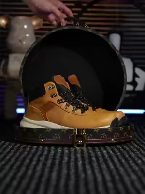 Calzado outdoor impermeable y antideslizante #mensfootwear #menboots  #travelgear #hikingboots #TikTokshopbacktoschool 