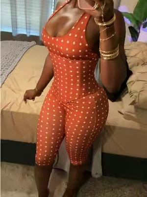 Feels like a shapeware without the inconvenience of a Shapeware😍 I have on a small 5’5 148lbs #outfitinspo #polkadot #corset #jumpsuit 
