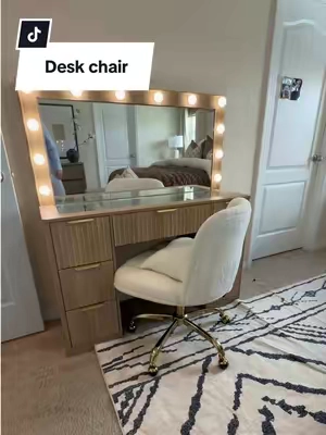 #deskchair #officechair #vanitychair #vanity #tiktokbacktoschool 