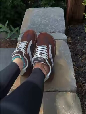 These make regular sneakers feel so restrictive 👟😮‍💨 #HOBIBEAR #BarefootRunningShoes #BarefootShoes #WideToeBoxShoes #MinimalistShoes 