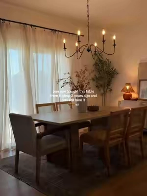 I personally think for the price it’s SUCH a good quality table #diningroom #diningroomtable #diningroomdecor #diningroominspo #table 
