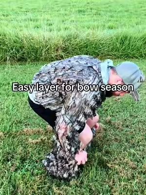 Lightweight leaf suit that slips right over your clothes. Several camo patterns available and easy to throw on when you want a little more breakup. #leafsuit #deerhunting #huntinggear #bowseason #tiktokshop