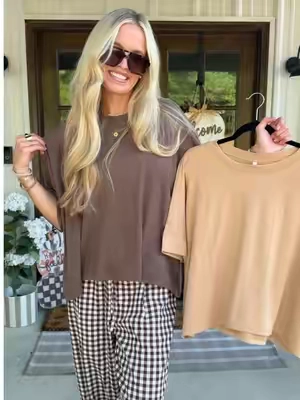 My new go to top! This oversized tee is my favorite! So easy to style and the best quality #tiktokshopcreatorpicks #TikTokshopbacktoschool #summertofalloutfits #oversizedtee #falltop 