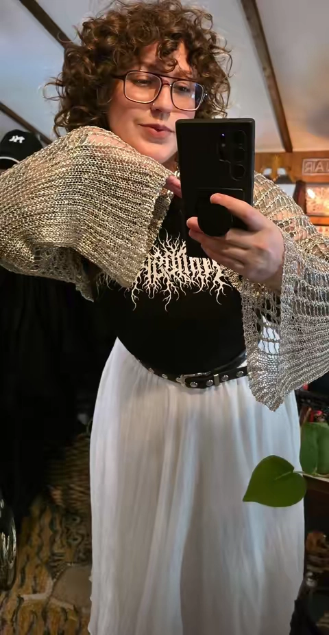 its cuteee but may be a sensory nightmare if youre sensitive  🖤