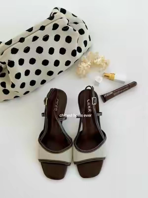 #elegantshoes #elegantheels #highheels #heels #classystyle 